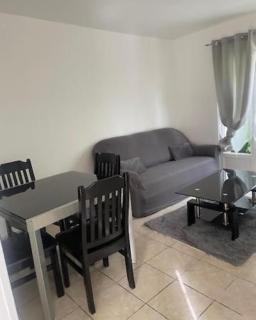 Petite Maison Frepillon Villa Exteriör bild